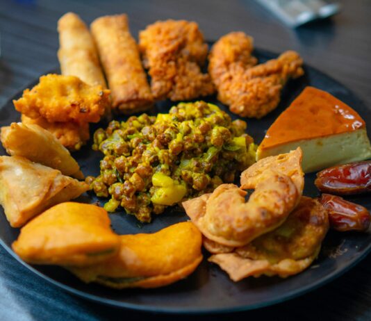 Street Food etnico e tapas: le tendenze internazionali da replicare in un locale di piccole dimensioni Street Food
